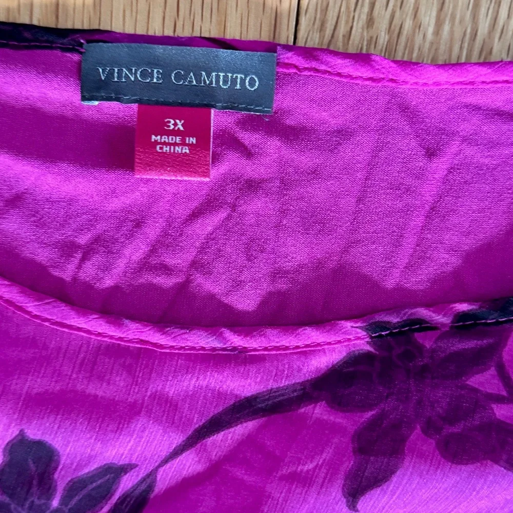 Vince Camuto Fuchsia and Black Blouse - Picture 2 of 6